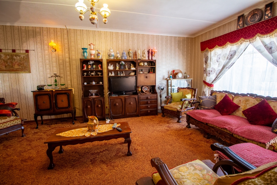 3 Bedroom Property for Sale in Lemoendraai Northern Cape